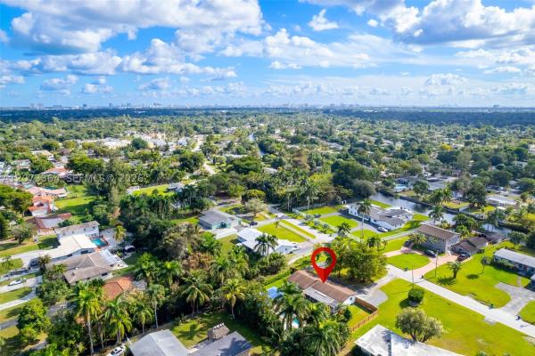 535 N Biscayne River Dr, Unincorporated Dade County, Florida 33169, image 1