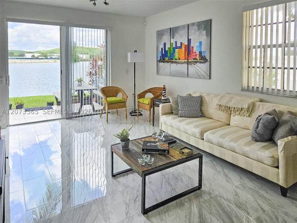 San Briana At Crystal Lake, 4135 Crystal Lake Dr, Deerfield Beach, Florida 33064, image 1