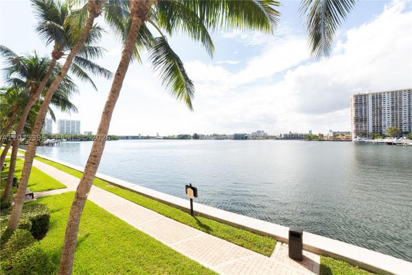 Porto Bellagio, 17150 N Bay Rd #2902, Sunny Isles Beach, Florida 33160, image 2