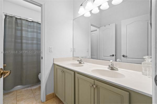 Madeira 2, 8741 NW 110th Ave, Doral, Florida 33178, image 2