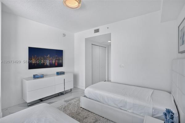 Parque Towers, 300 Sunny Isles Blvd #4-1007, Sunny Isles Beach, Florida 33160, image 3