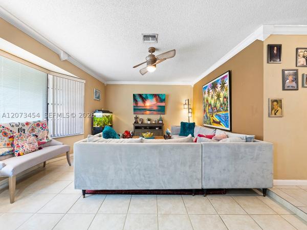 Tanglewood, 5009 SW 104th Ave, Cooper City, Florida 33328, image 3