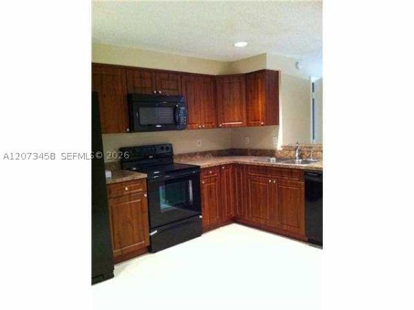 San Sebastian, 1621 Barcelona Way #6-32, Weston, Florida 33327, image 3