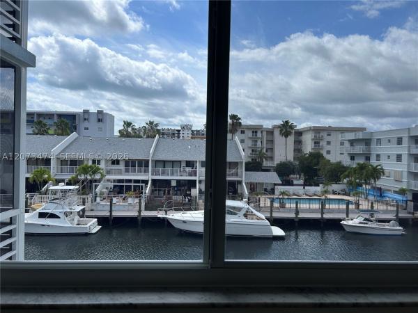 Eden Isles, 3550 NE 169th St #304, North Miami Beach, Florida 33160, image 3