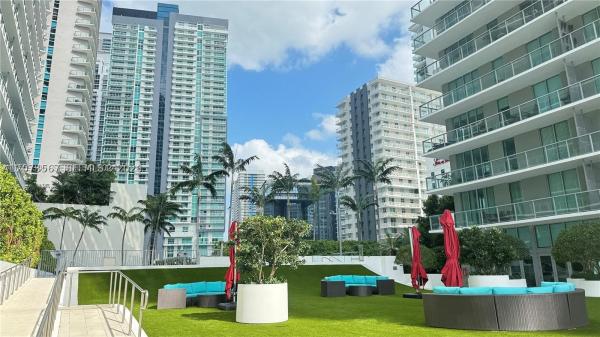 Axis On Brickell North, 1111 SW 1st Ave #UPH-4021-N, Miami, Florida 33130, image 2
