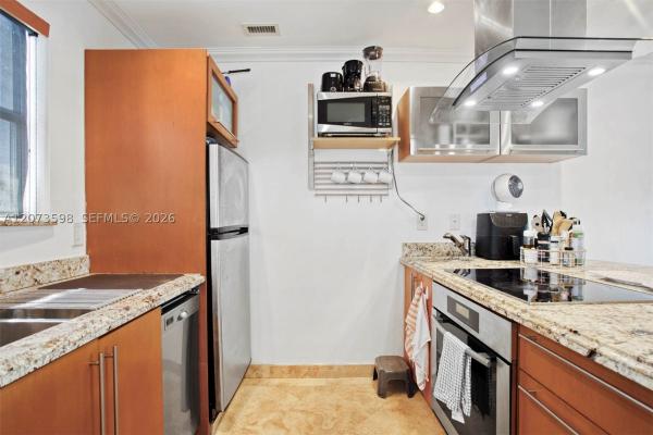 Le Phare Key Biscayne, 798 Crandon Blvd #37-C, Key Biscayne, Florida 33149, image 3