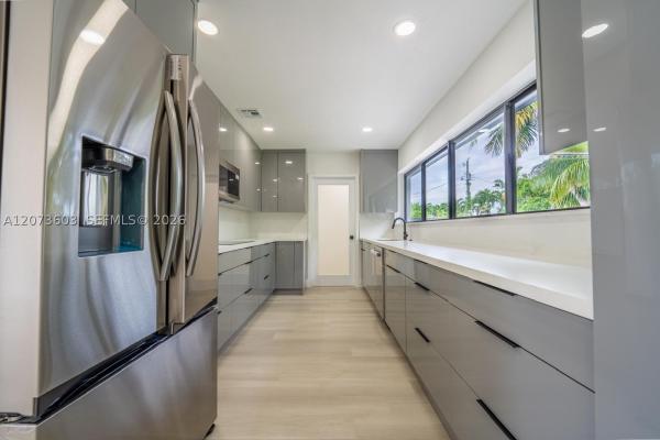 Scott Lake Manor, 1301 NW 176th Ter, Miami Gardens, Florida 33169, image 3