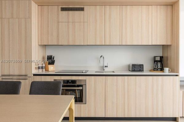 225 N Miami Ave #1407, Miami, Florida 33128, image 3