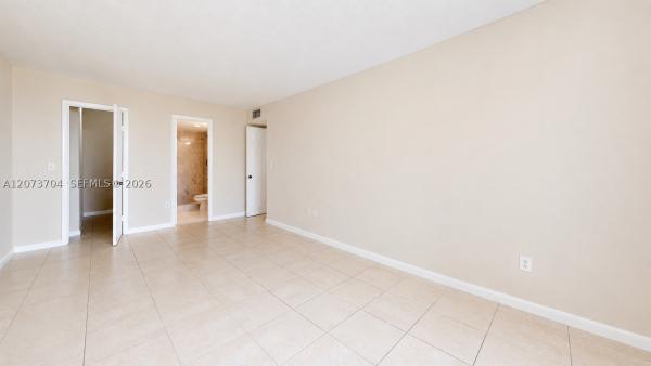 9360 Fontainebleau Blvd #510, Unincorporated Dade County, Florida 33172, image 2