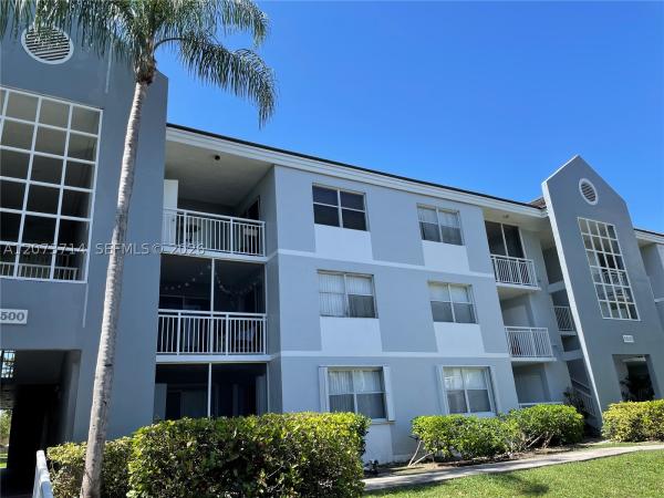 Le Club At Old Cutler, 8500 SW 212th St #309, Cutler Bay, Florida 33189, image 2