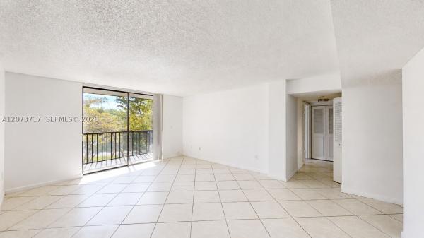 8420 SW 133rd Avenue Rd #424, Unincorporated Dade County, Florida 33183, image 2