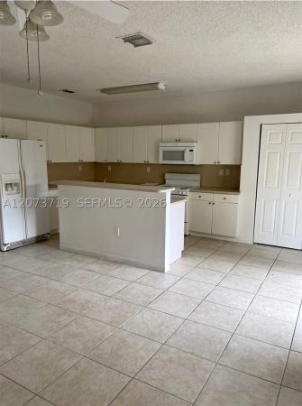 Towngate, 2357 SE 23rd Dr, Homestead, Florida 33035, image 2
