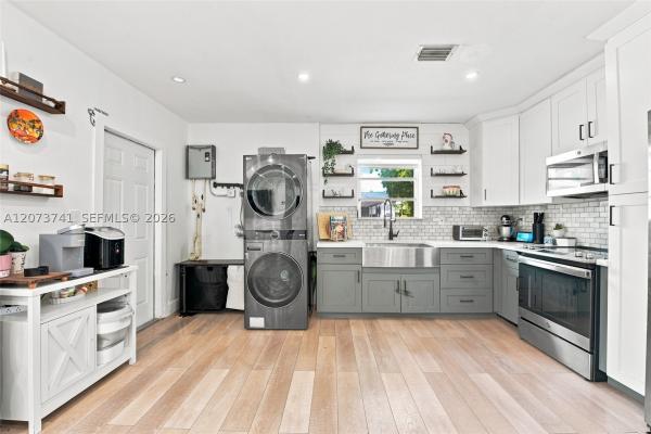 Palm Springs, 681 W 55th Pl, Hialeah, Florida 33012, image 3