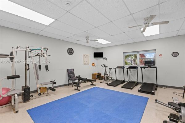 Beverly Hills, 5300 Washington St #209E, Hollywood, Florida 33021, image 2