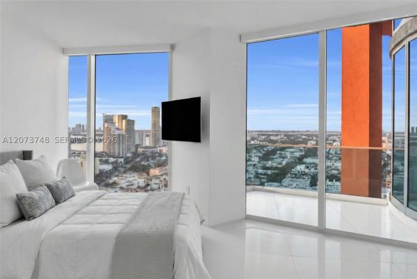 Portofino Tower, 300 S Pointe Dr #3105, Miami Beach, Florida 33139, image 1