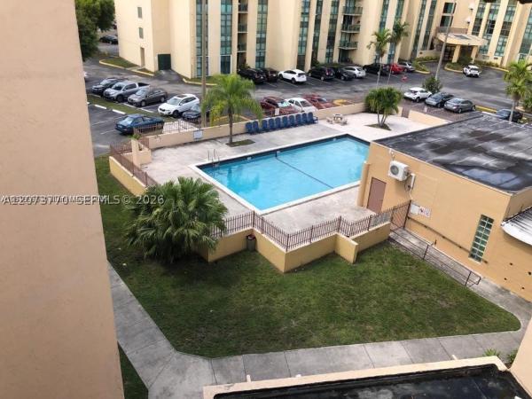 2075 SW 122nd Ave #117, Unincorporated Dade County, Florida 33175, image 3