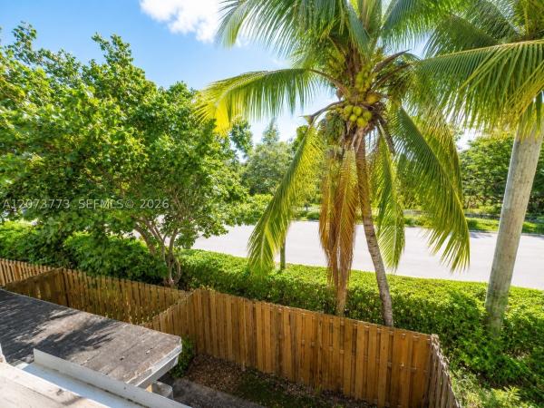 Fiji, 142 SE 28th Ter #6, Homestead, Florida 33033, image 3