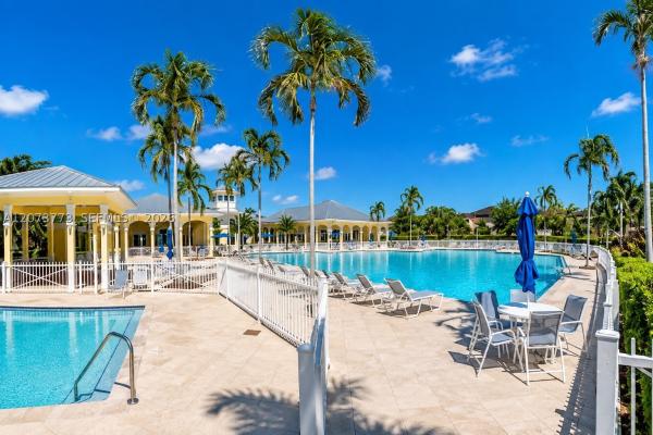 Fiji, 142 SE 28th Ter #6, Homestead, Florida 33033, image 2