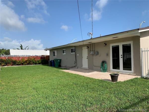 10300 NW 35th Ct, Unincorporated Dade County, Florida 33147, image 1