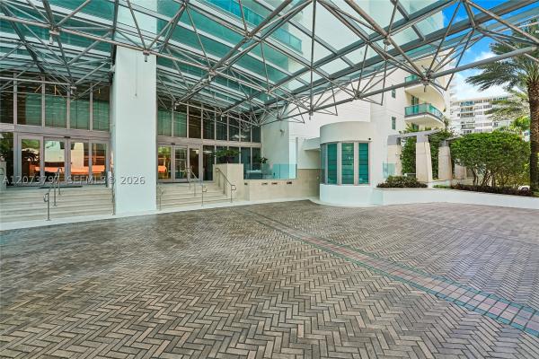 Jade Residences At Brickell Bay, 1331 Brickell Bay Dr #611, Miami, Florida 33131, image 1