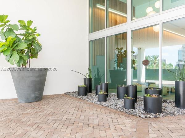 Wind, 350 S Miami Ave #1912, Miami, Florida 33130, image 2