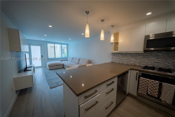 Island Club, 405 N Hibiscus Dr #202, Miami Beach, Florida 33139, image 2