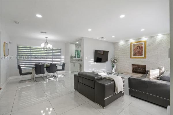 Norwood, 18820 NW 7th Ave, Miami Gardens, Florida 33169, image 2