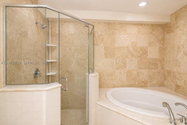 754 NE 90th St #702, Unincorporated Dade County, Florida 33138, image 1