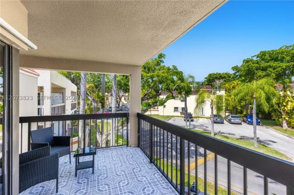 12990 SW 88th Ln #B203, Unincorporated Dade County, Florida 33186, image 3