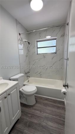245 NE 191st St #3014, Unincorporated Dade County, Florida 33179, image 2