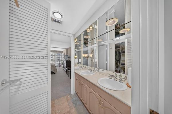 Brickell Place, 1915 Brickell Ave #1607C, Miami, Florida 33129, image 1