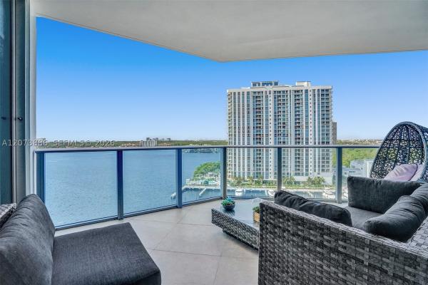North Miami Beach, Florida 33160, image 2
