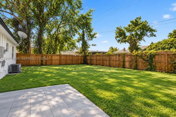Ocean Breeze Gardens, 510 N 24th Ave, Hollywood, Florida 33020, image 3