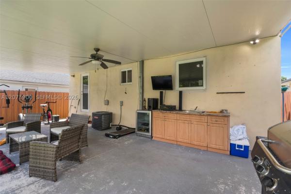 3073 NW 59th St, Unincorporated Dade County, Florida 33142, image 1