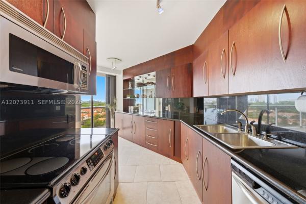 Portsview At Waterways, 3610 Yacht Club Dr #1115, Aventura, Florida 33180, image 1