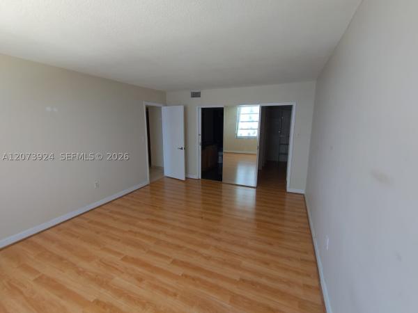Commodore Plaza Century, 2780 NE 183rd St #1402, Aventura, Florida 33160, image 3