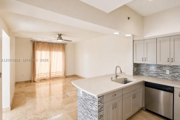 The Waverly At Las Olas, 110 N Federal Hwy #703, Fort Lauderdale, Florida 33301, image 3