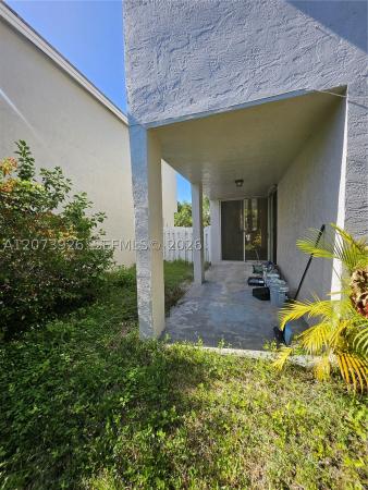 Quatraine At Jacaranda, 9840 NW 9th Ct, Plantation, Florida 33324, image 3