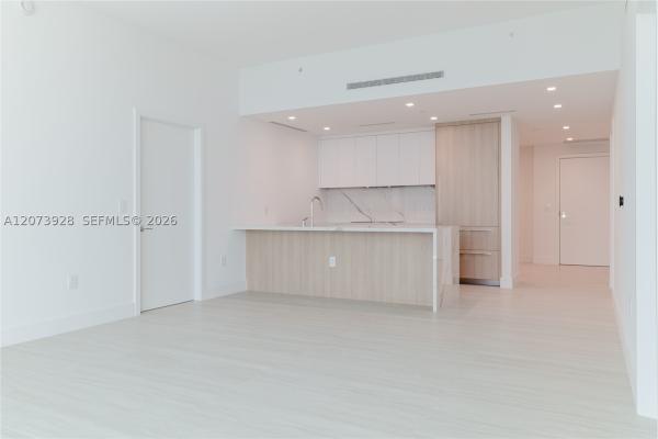 2411 Laguna Cir #2909, Miami, Florida 33181, image 2