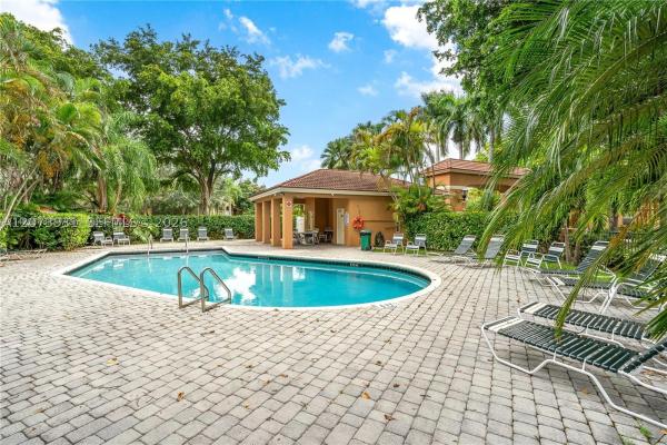 Portofino, 11201 Lakeview Dr #48-M, Coral Springs, Florida 33071, image 2