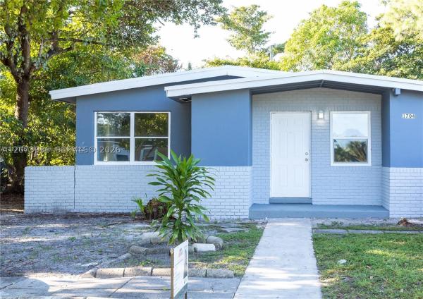 Lauderdale Manors, 1704 NW 18th St, Fort Lauderdale, Florida 33311, image 3