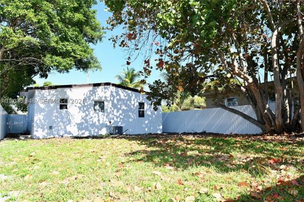West Harlem, 747 NW 5th Ct, Hallandale Beach, Florida 33009, image 2