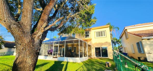 Coconut Reef At Silver Lakes, 1308 SW 181st Ave, Pembroke Pines, Florida 33029, image 1