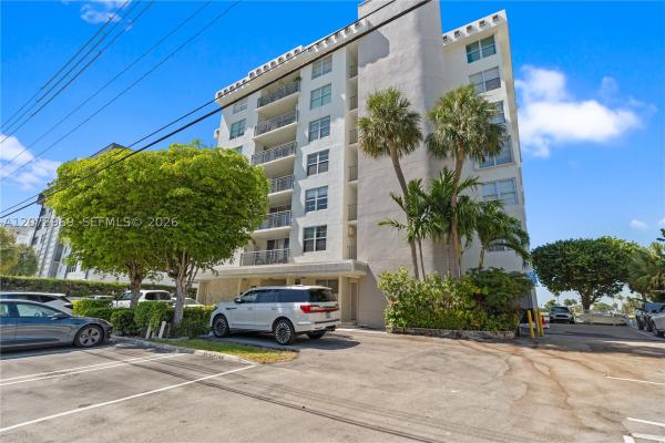 Colony Bay Harbor, 9250 W Bay Harbor Dr #2A, Bay Harbor Islands, Florida 33154, image 3