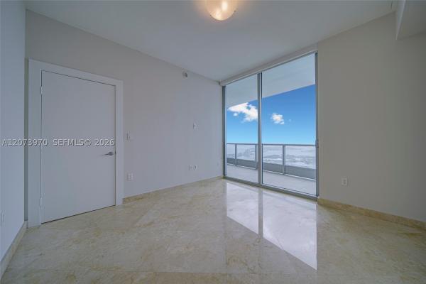 900 Biscayne Bay, 900 Biscayne Blvd #5203, Miami, Florida 33132, image 3