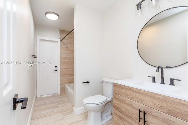 Pasadena Lakes, 1900 NW 82nd Ter, Pembroke Pines, Florida 33024, image 3