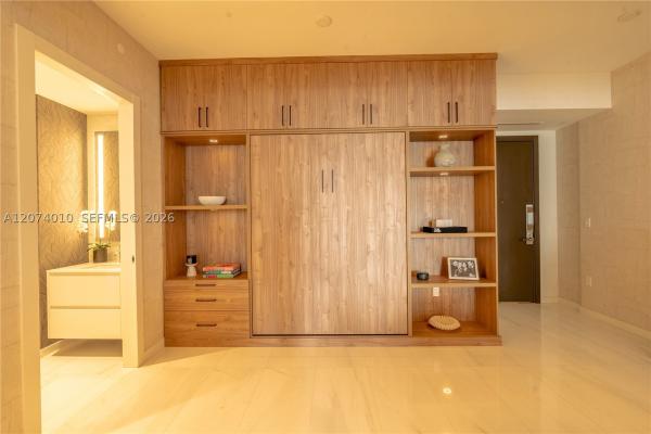 300 Biscayne Boulevard Way #3109W, Miami, Florida 33131, image 3
