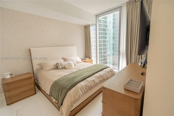 300 Biscayne Boulevard Way #3109W, Miami, Florida 33131, image 1