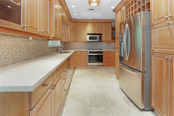 Hollywood Lakes, 1030 Polk St, Hollywood, Florida 33019, image 2