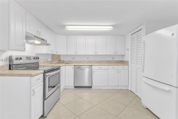 Doria, 2175 NE 56th St #103, Fort Lauderdale, Florida 33308, image 3
